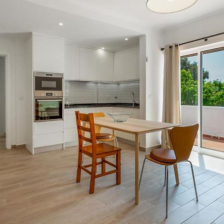 2 Bdr Vilamoura Escape W Balcony By Lovelystay クアルテイラ エクステリア 写真