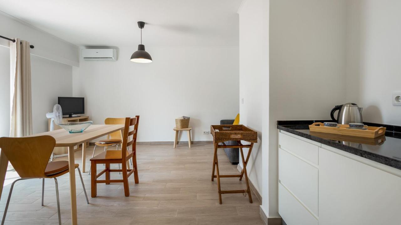 2 Bdr Vilamoura Escape W Balcony By Lovelystay クアルテイラ エクステリア 写真