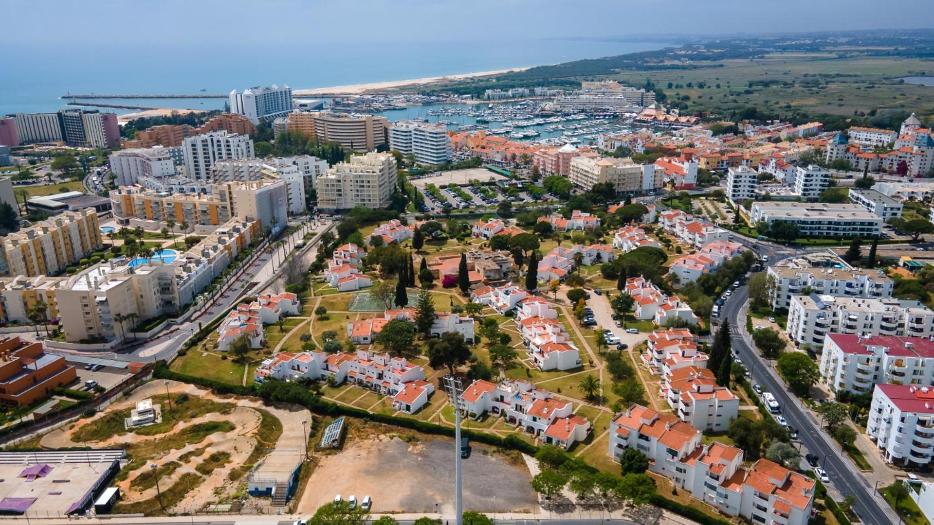 2 Bdr Vilamoura Escape W Balcony By Lovelystay クアルテイラ エクステリア 写真