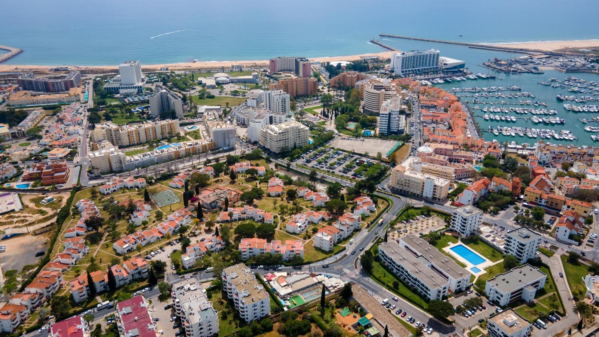 2 Bdr Vilamoura Escape W Balcony By Lovelystay クアルテイラ エクステリア 写真